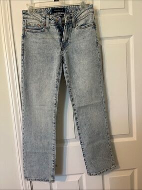 Aeropostale Women's Pale Blue Straight Leg Jeans